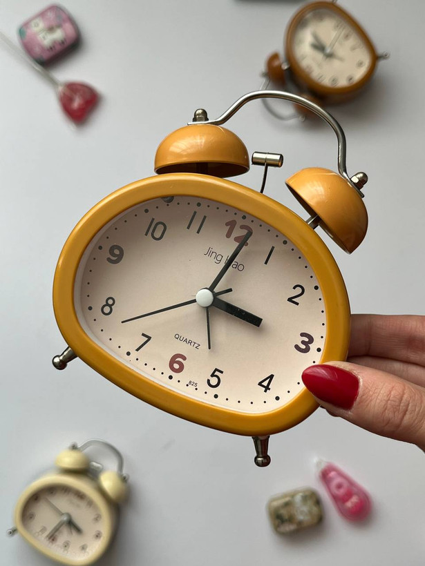 ساعت رومیزی عقربه ای زنگ دار