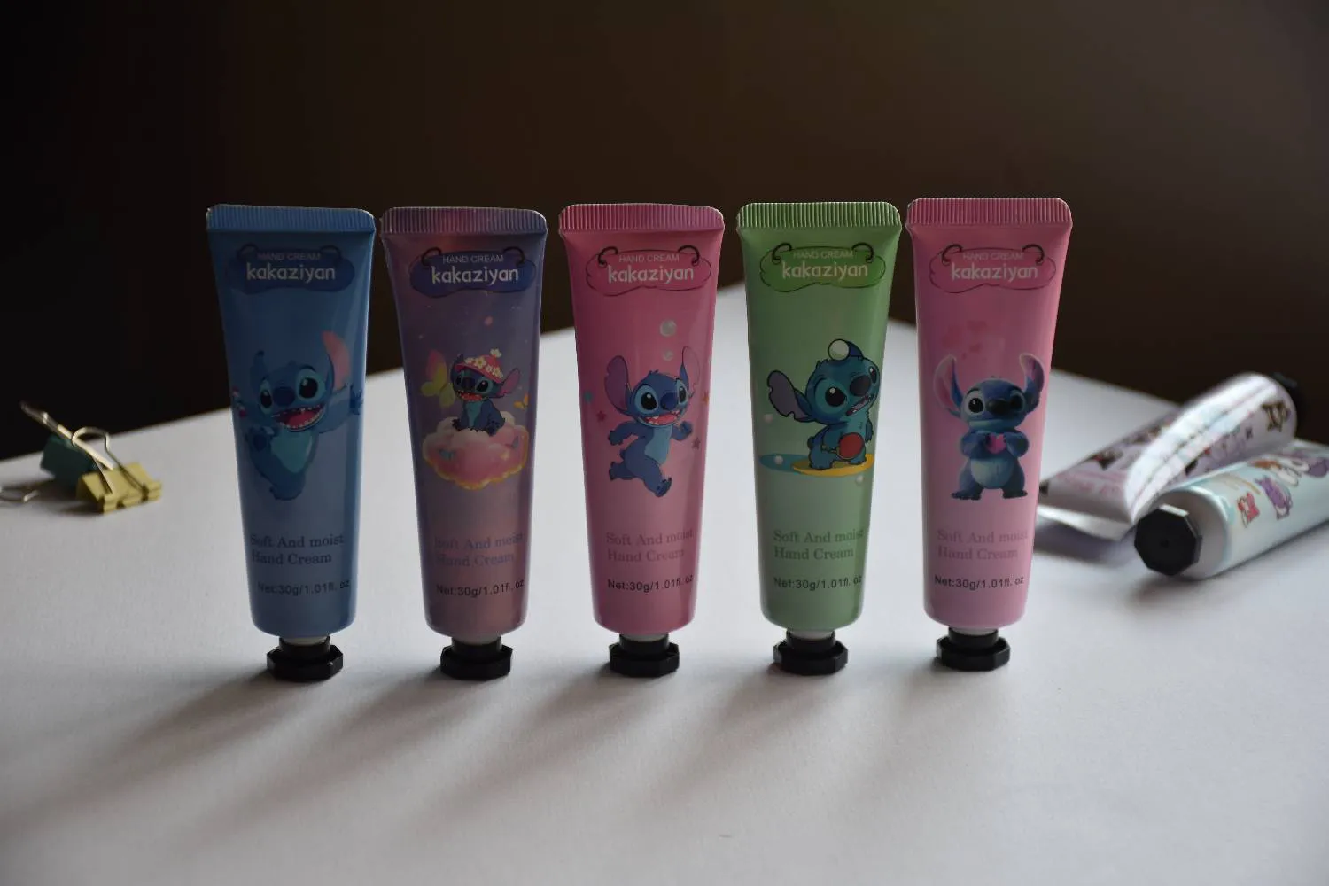 کرم دست و صورت طرح استیچ